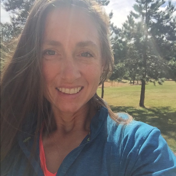 Meet your Posher, Connie - Picture 1 of 1